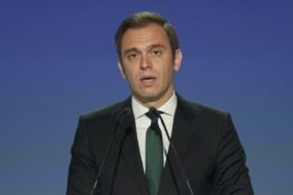 Μάντζος: «Δεν μπορούμε να αντέξουμε μια ακόμη τετραετία Μητσοτάκη»