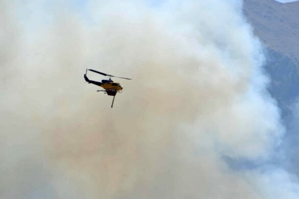 Φωτιά στα Μέγαρα, Σηκώθηκαν εναέρια μέσα