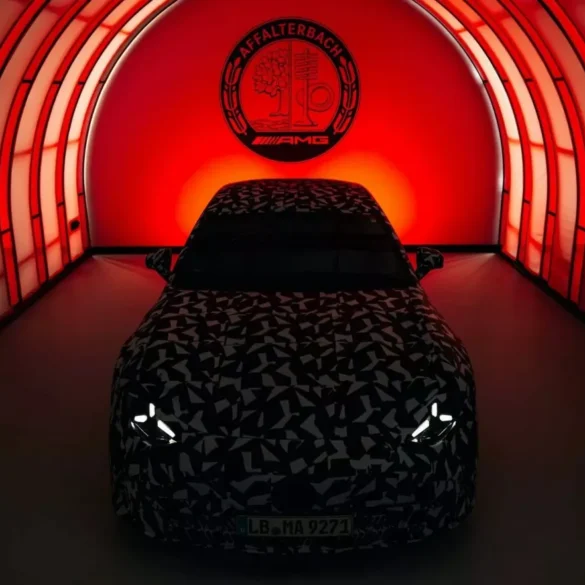 H Mercedes-AMG ετοιμάζει μια νέα σούπερ λιμουζίνα με 1.000+ ίππους