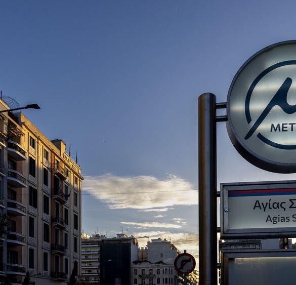 Μετρό Θεσσαλονίκης: Παρελήφθη ο τρίτος από τους συνολικά 15 νέους συρμούς