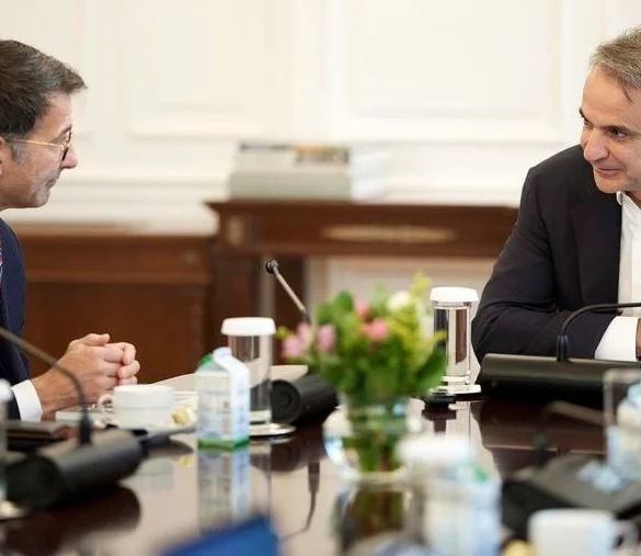 Η πορεία των επενδύσεων της Microsoft στο επίκεντρο της συνάντησης του πρωθυπουργού με τον Τζ. Άλτοφ