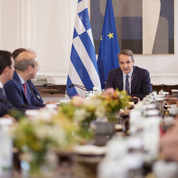 Μητσοτάκης στο Υπουργικό Συμβούλιο : Μέχρι τον Σεπτέμβριο το σύστημα πέδησης στα τρένα