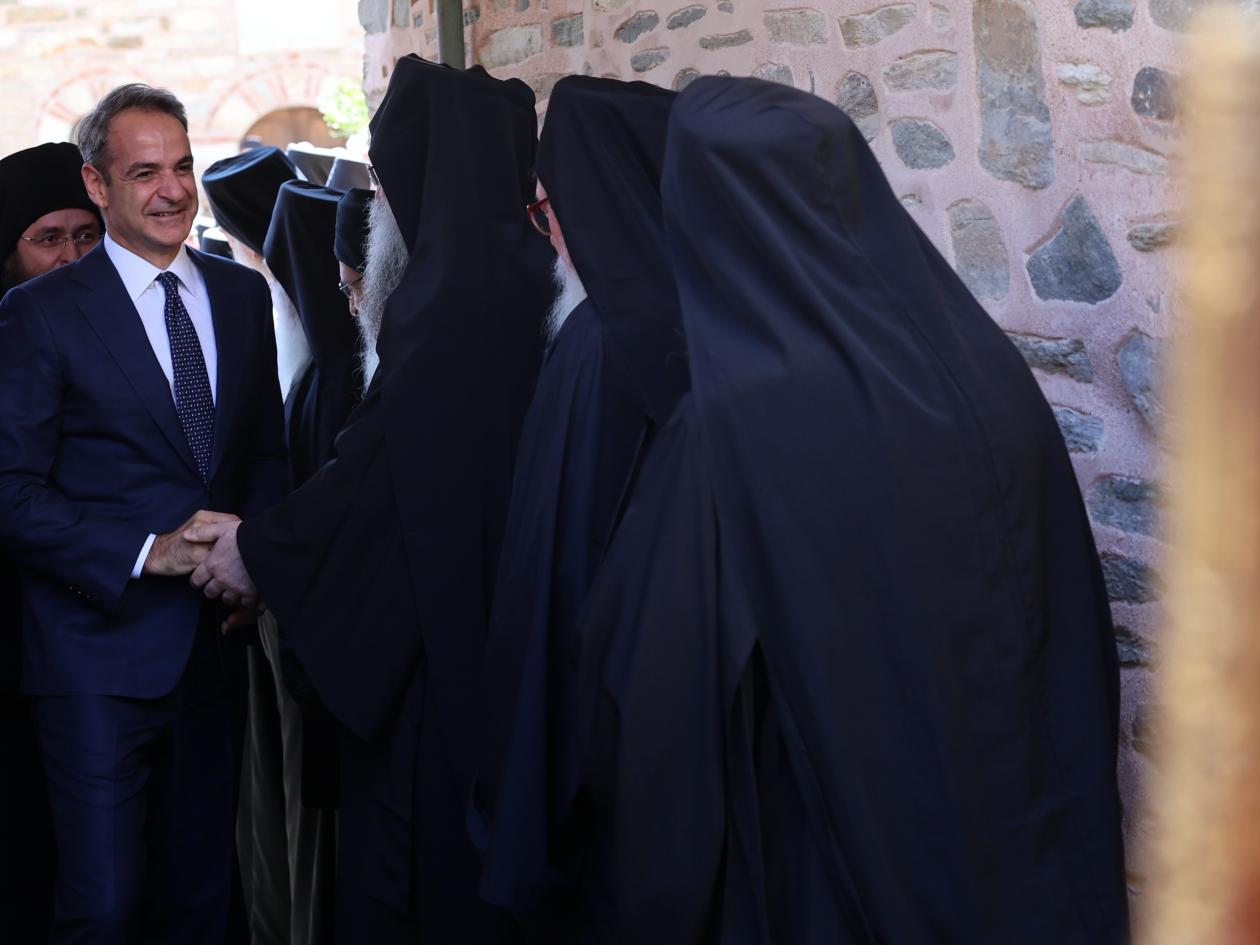 fineview mitsotakis 2 9