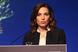 Κεφαλογιάννη: Το υπουργείο Δικαιοσύνης πρότεινε τη ρύθμιση για τα παιδιά, την ψήφισα με άλλους 179 και έκανα χρήση της γιατί αντιμετωπίζω δύσκολη κατάσταση