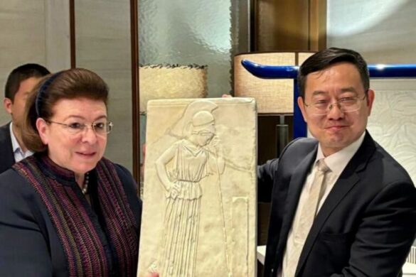 Επίσημη επίσκεψη της υπ. Πολιτισμού Λ. Μενδώνη στην Κίνα – Επαφές και εγκαίνια της έκθεσης “Δαίδαλος: Μύθοι της Κρήτης”