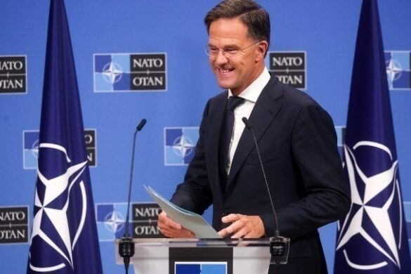 Μαρκ Ρούτε για χειρισμούς Ντ. Τραμπ στον πόλεμο Ισραήλ/Ιράν: Σαν τον «μπαμπά» που χωρίζει παιδιά που τσακώνονται σε προαύλιο σχολείου