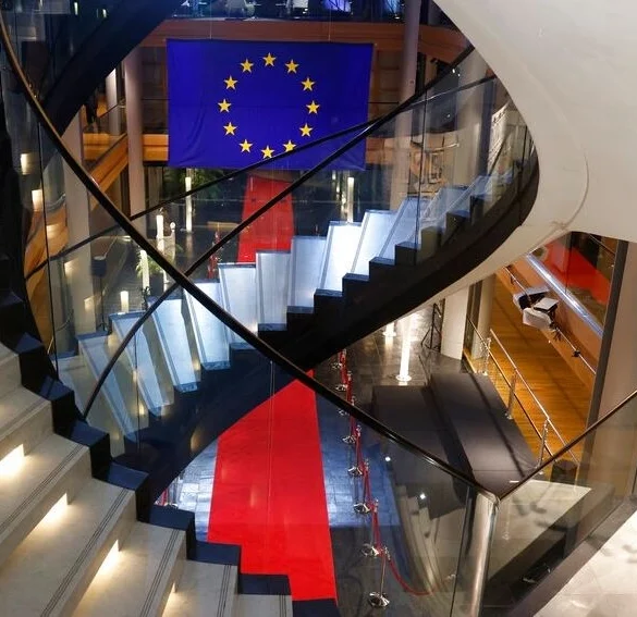Έρευνα για νέο σκάνδαλο στο Ευρωκοινοβούλιο – Σφραγίστηκαν γραφεία βοηθών ευρωβουλευτών