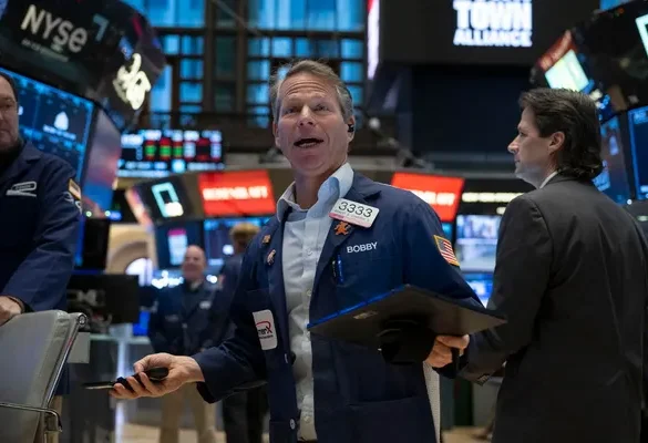 O S&P 500 κατέρριψε το προηγούμενο ρεκόρ του – Τι πρέπει να ξέρετε σήμερα