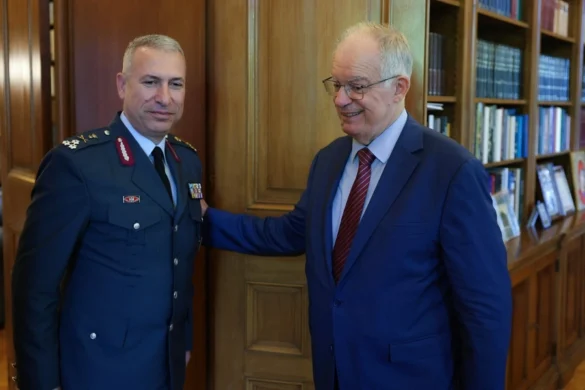 Συνάντηση του Προέδρου της Δημοκρατίας Κ. Τασούλα με τον Aρχηγό της ΕΛ.ΑΣ. Δ. Μάλλιο