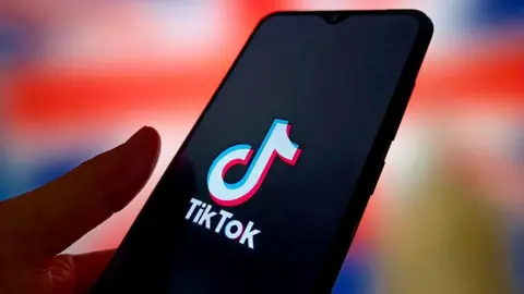 TikTok για αποθήκευση προσωπικών δεδομένων: Προχωρήσαμε άμεσα στη διαγραφή του περιορισμένου όγκου δεδομένων