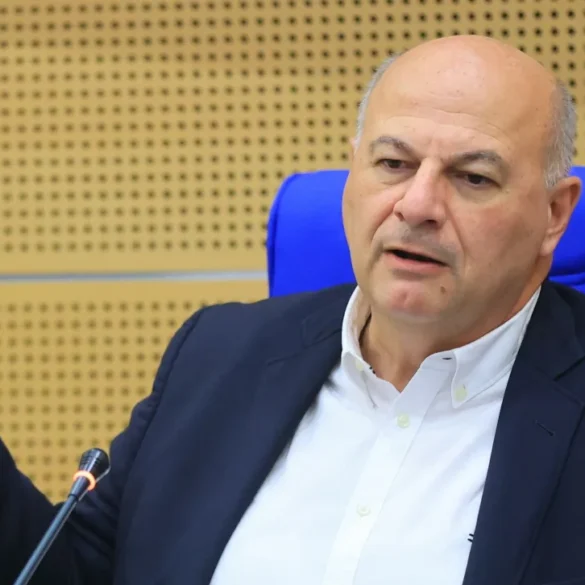 Τέλος στη θητεία του προσωρινού πρόεδρου ΟΠΕΚΕΠΕ με απόφαση Κώστα Τσιάρα