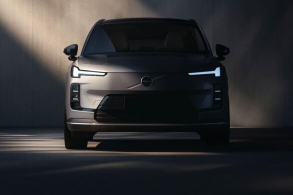 Η Volvo επαναφέρει δημοφιλές μοντέλο για το πρώτο της υβριδικό EREV
