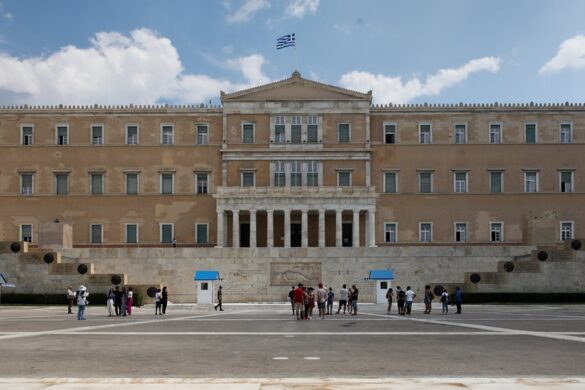 Βουλή – Θετική γνωμοδότηση στον Χρ. Καραδήμα για πρόεδρο της Ελληνικό Μετρό Α.Ε.