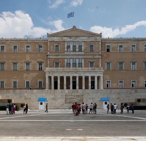 Βουλή – Θετική γνωμοδότηση στον Χρ. Καραδήμα για πρόεδρο της Ελληνικό Μετρό Α.Ε.