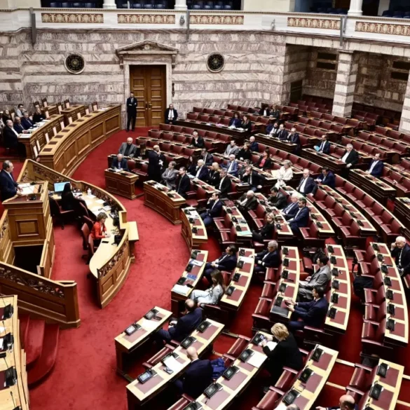 Νέος Κώδικας Τοπικής Αυτοδιοίκησης: Από την πρώτη Κυριακή θα εκλέγονται δήμαρχοι και περιφερειάρχες
