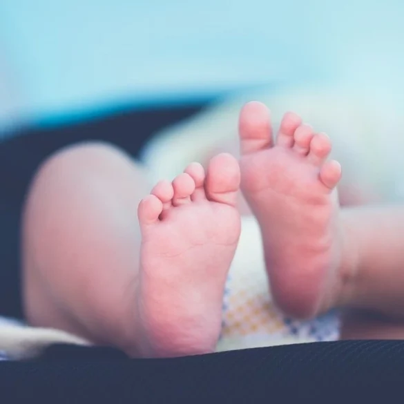 Χανιά: Βρέφος έπεσε από μπαλκόνι – Νοσηλεύεται διασωληνωμένο