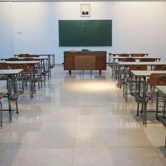 Λήξη μαθημάτων για τα γυμνάσια σήμερα