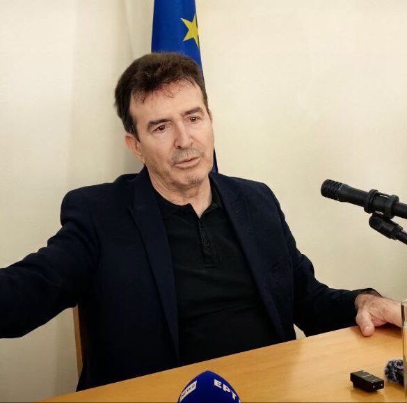Μιχάλης Χρυσοχοΐδης στην Κάτω Αχαΐα: Ενημέρωση για την νεοσύστατη υπηρεσία της ΟΠΚΕ