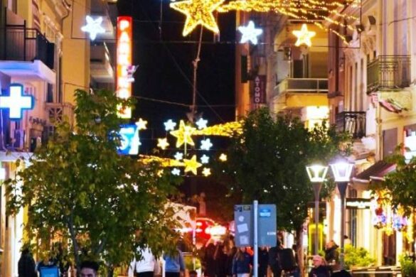 Η Πάτρα από σήμερα θα φορά τα «γιορτινά» της