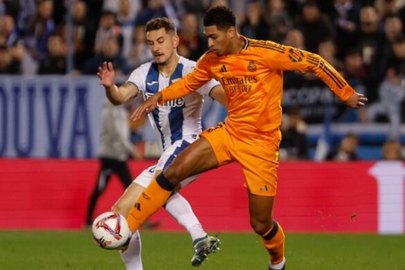 Τ. Μπέλιγχαμ: «Ο Αλεξάντερ-Άρνολντ ανήκει στη Λίβερπουλ, δεν ξέρω τι θα γίνει»