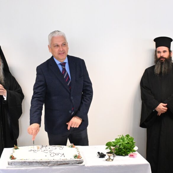 Κοπή πίτας στην Π.Ε. Αχαΐας – Ν. Φαρμάκης: «Είμαι, και θα είμαι, εδώ για να