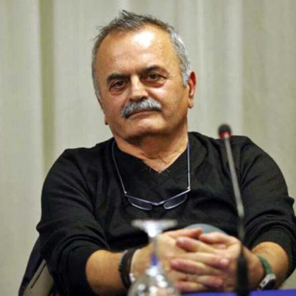 Σαντορίνη : Νέο ηφαίστειο αναγεννάται στο Αιγαίο – Τι λέει ο καθηγητής Αβράαμ Ζεληλίδης