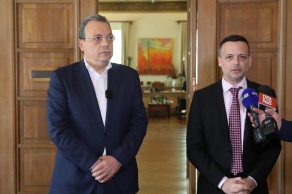 Συνάντηση Φάμελλου -Δούκα για ζητήματα αυτοδιοίκησης