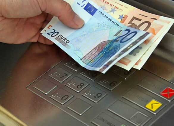 e-ΕΦΚΑ και ΔΥΠΑ: Λεφτά σε 3,7 εκατ. δικαιούχους – Ποιοι πληρώνονται μέχρι 20 Δεκεμβρίου