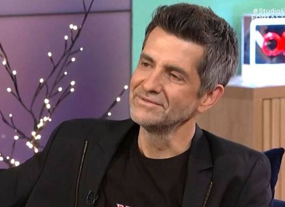 Φοίβος: «Ο Νίκος Καρβέλας μου είχε ζητήσει να αφήσω την Δέσποινα Βανδή για την Άννα Βίσση»