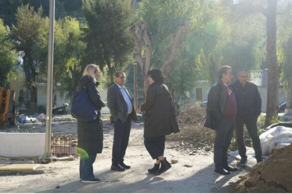 Κ. Πελετίδης  στα έργα ανάπλασης σε Βλατερό και Γούβ