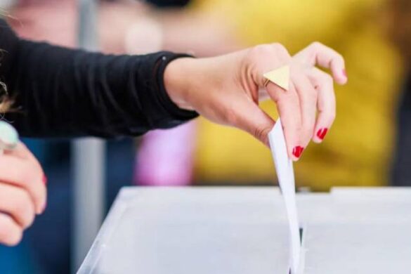 Δημοσκόπηση Interview: Ποιον εμπιστεύονται οι πολίτες, με ποιον αρχηγό θα έβγαιναν για καφέ – Άνετο προβάδισμα Ν.Δ.