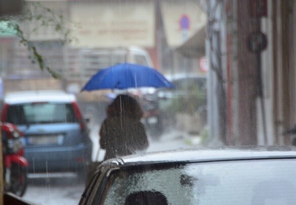 Έντονες βροχοπτώσεις και καταιγίδες σήμερα – Ποιες περιοχές επηρεάζονται