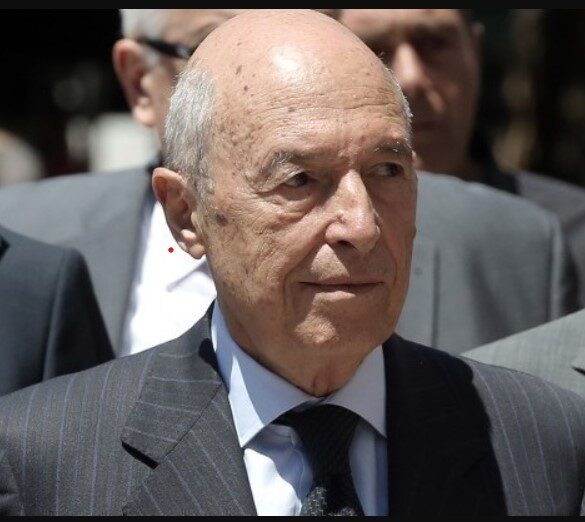Απεβίωσε ο πρώην πρωθυπουργός Κ. Σημίτης – Στις 9 Ιανουαρίου η κηδεία δημοσία δαπάνη