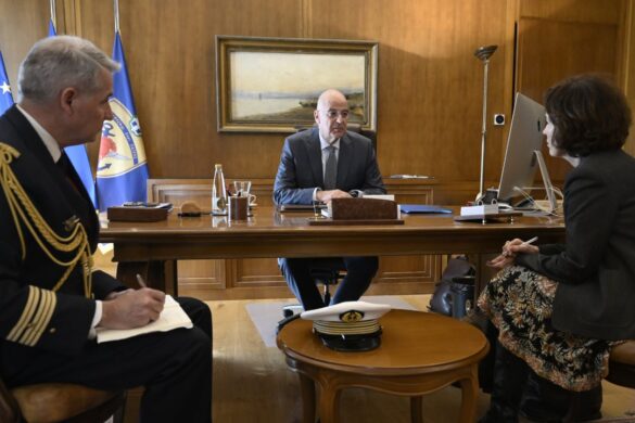 Δένδιας στην Γαλλίδα πρέσβη: Είμαστε αντίθετοι σε πώληση πυραύλων Meteor στην Τουρκία