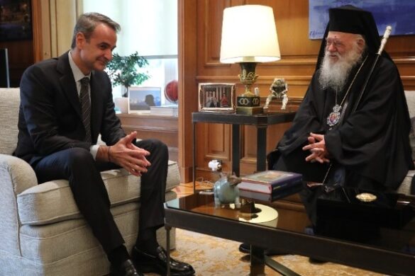Συνάντηση Κυρ. Μητσοτάκη με αρχιεπίσκοπο Αθηνών Ιερώνυμο