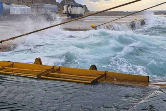 Απαγορευτικός απόπλους στα λιμάνια Πειραιά, Λαυρίου και Ραφήνας λόγω των θυελλωδών ανέμων