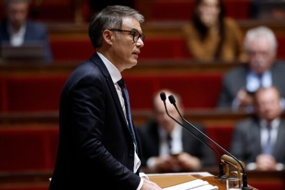 Το γαλλικό Σοσιαλιστικό Κόμμα έτοιμο να διαπραγματευτεί για σχηματισμό νέας κυβέρνησης