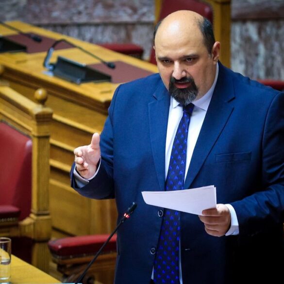 Παραιτήθηκε ο Χρήστος Τριαντόπουλος