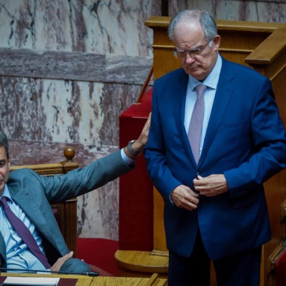 Καραμέρος : Ο Μητσοτάκης είναι προκλητικός για την εκλογή Τασούλα.
