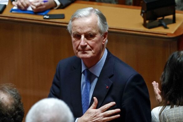 Γαλλία: Κατέρρευσε η κυβέρνηση