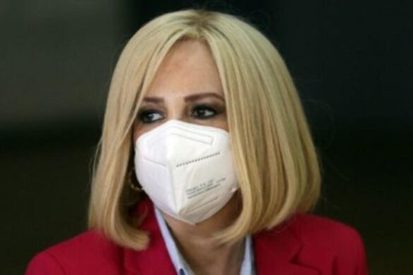 Φώφη Γεννηματά: H μεγάλη μάχη της με τον καρκίνο – Σε σοκ το ΚΙΝΑΛ, «κύμα» αγάπης από τον κόσμο