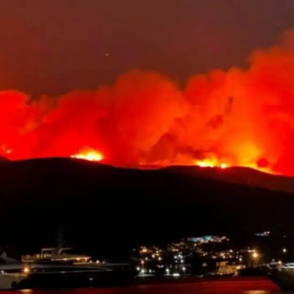 Νύχτα κόλαση στην Πάρο – Aναζωπυρώσεις κοντά σε σπίτια – Νέα μηνύματα του 112 για εκκένωση 5 περιοχών