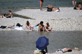 «Τρελάθηκε» ο καιρός στη Γερμανία: Θερμοκρασία στους 38°C αλλά και καταρρακτώδεις βροχές
