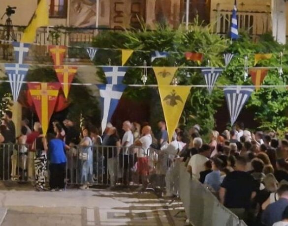 Πάτρα: Με κατάνυξη τα Εγκώμια της Παναγίας στην ιστορική Μονή της Γηροκομίτισσας 