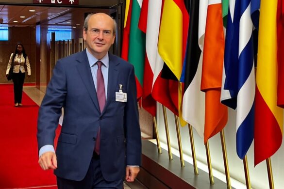 Χατζηδάκης : Μεταβαίνει στις Βρυξέλλες για Eurogroup και Ecofin – Τι θα συζητηθεί