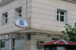 Αίγιο: Πώς μια διαμαρτυρία για τον γιο του κατέληξε στη σύλληψή του;