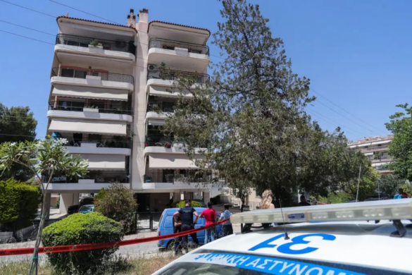 Ηλιούπολη: Με βαριές κρανιοεγκεφαλικές κακώσεις και πολλαπλά κατάγματα η 17χρονη που έπεσε από την ταράτσα