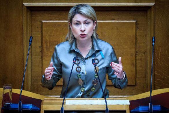 Χρ. Αλεξοπούλου: Εντός του Μαΐου η κυκλοφορία των 140 αστικών ηλεκτρικών λεωφορείων