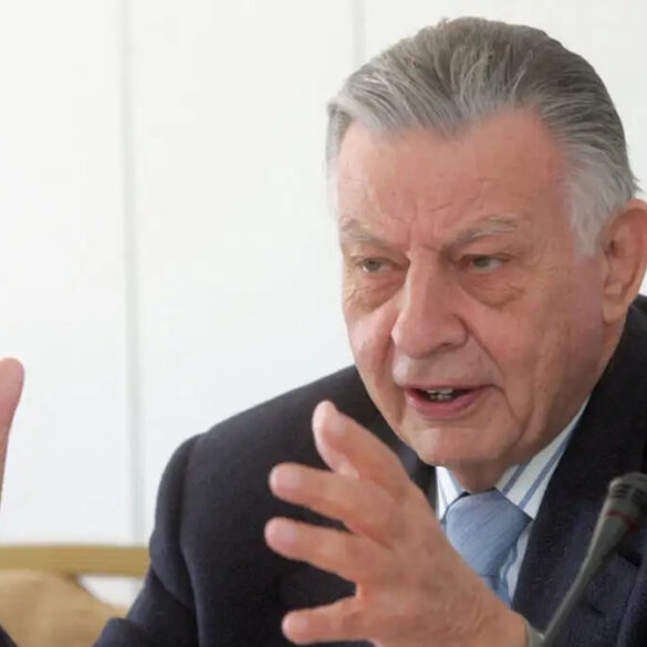 Μητσοτάκης για Βαρβιτσιώτη: «Άφησε πίσω του μια σπάνια παρακαταθήκη πολιτικού πολιτισμού»