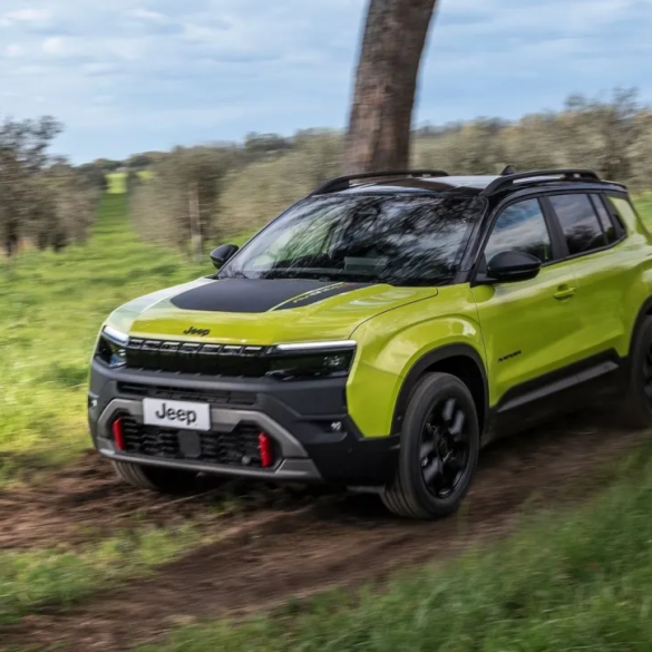 Το Jeep Avenger συνεχίζει ανανεωμένο και πιο ώριμο